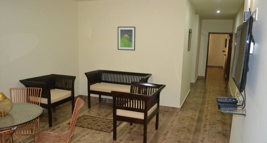 Manar Luxury Services Apartment, Hyderabad 1